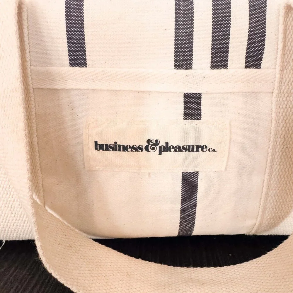 Business & Pleasure Co. Premium Cooler Bag Navy/Black Stripe with yellow floral - Picture 7 of 7